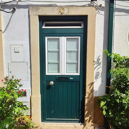 Daire Templar Arch Retreat